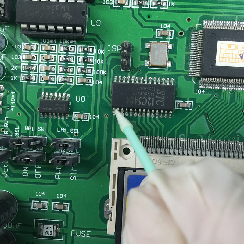 Tampon cu vârf ascuțit